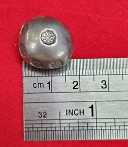 Pod Duang Thai Denaro Antico Thailandia Raro Da Collezione 1,6 cm. - Foto 1 di 4