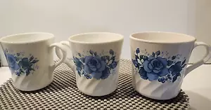 Corelle by Corning blaue Samtrose Kaffeetassen (3) auslaufend - Bild 1 von 4