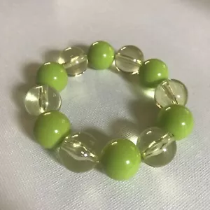 Lime Green Acrylic & Clear Lucite Stretch Bead Bracelet Retro Style - Picture 1 of 2
