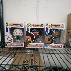 Funko Pop! Lotto Marvel - Spider-Woman #1228 & Spider-Byte #1229 Spider-gwen #1224 - Foto 1 di 4