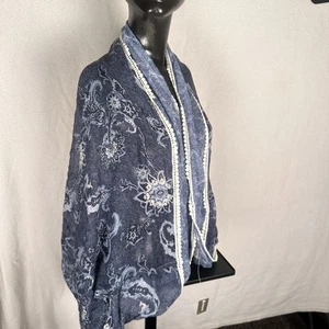Chico’s Medium Kimono Oberteil Oversize Cover-Up Häkel weiß blau Blumen Bohemian - Bild 1 von 7