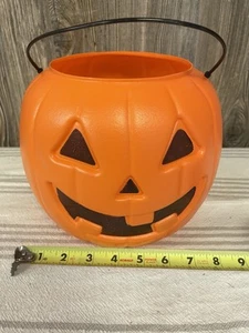 8 Zoll Kürbis Leckerli Eimer mit Griff Kunststoff Form Jack O Laterne Eimer 8" - Bild 1 von 6