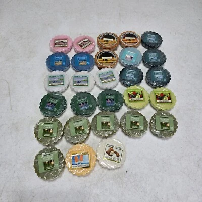 Lot of 28 Yankee Candle Tarts | Assorted Scents | Wax Melts 0.8 oz - Image 1 of 4