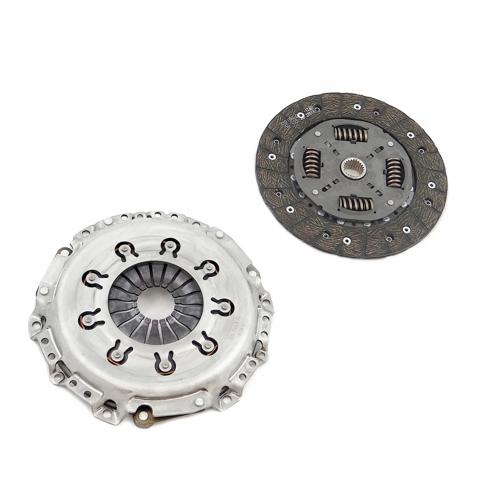 KIT DE EMBRAGUE TOYOTA YARIS AURIS 1.33 DOBLE VVTI YARIS NSP90 1.33 2008-2011 2 PIEZAS Foto 1 de 1