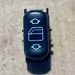 Interruptor ventana eléctrico mercedes-benz w210 2088200310 - Imagen 1 de 4