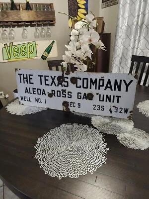 Placa de locação publicitária de gás e petróleo The Texas Company "Aleda-Ross Gas Unit" - Imagem 1 de 2