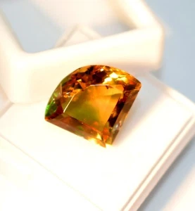 Bow Cut🏹 12 CT Color Changing Natural Alexandrite Certified Loose Gemstone - Picture 1 of 9