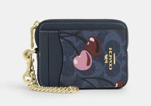 Coach CZ468 Estuche para Tarjetas con Cremallera Firma Cereza Mini Cartera Denim Multi - Imagen 1 de 7