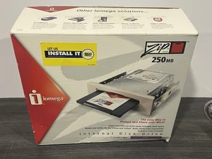 iOmega Zip 250MB ATAPI Internal Disk Drive Windows (w/Software) New - Photo 1/6