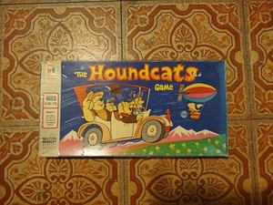 "The Houndcats" Board Game by Milton Bradley Toys 1973 Complete - Picture 1 of 6