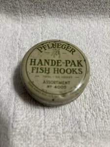 Vintage PFLUEGER Hande-Pak Fish Hooks Tin No. 4005- Stream And Lake Fishing - Picture 1 of 4