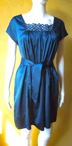SPARKLE DIVISION -Ladies- Green Satin Tunic Top / Dress - Lace Trim - Size 10 12 - Picture 1 of 12
