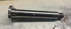 Toro EXMARK Spindle Shaft W/ Zerk HOLE COMMERCIAL MOWER OEM WAS 200-300. - Picture 1 of 3