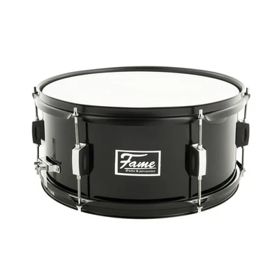 FAME 14"x6.5" First Step Snare Drum, Piano Black, caldera de madera mixta, neumáticos tensores de acero