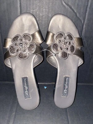 Zapatos de mujer Brighton Leather Clover Pewter Flower, talla 8.5 Foto 1 de 4