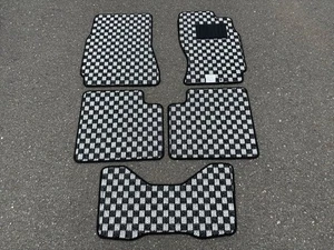 Nissan Skyline R33 GTR 4WD Floor Mats Check White Black Made in Japan 1993-1999 - Picture 1 of 4