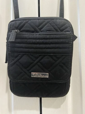 Bolso Bandolera Vera Bradley Negro Acolchado Mini Hipster Cremallera a Presión Correa Ajustable Foto 1 de 4