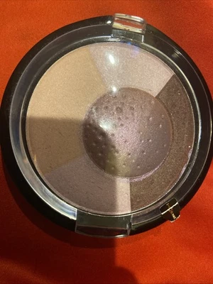 Sombra de ojos Signature Club A Italian Atmospheric Misting Shimmer .28 OZ Foto 1 de 2