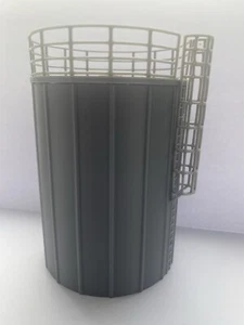 OO HO Gauge Large Oil/fuel Storage Tank Model Railway Scenery - Picture 1 of 4