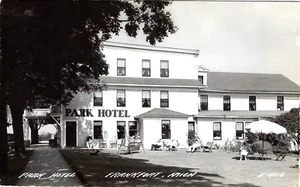 Frankfort MI Outside the Park Hotel RPPC - Bild 1 von 1