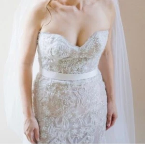 David Antonio Modern unique wedding dress size 4 pre owned - Picture 1 of 5