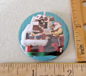 HALLMARK COLLECTABLE BUTTON~JULY 2018 PREMIERE - Picture 1 of 3