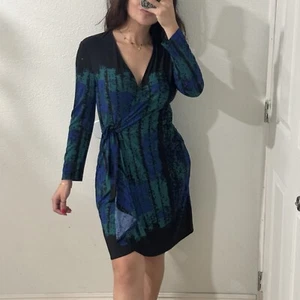 BCBGMAXAZRIA Adele Vestito Avvolgente Stampato Medium M - Foto 1 di 11