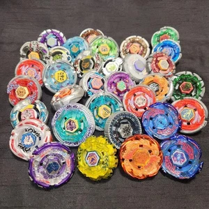 Lote a granel Takara Tomy Metal Fight Beyblade - Usado - Imagen 1 de 10