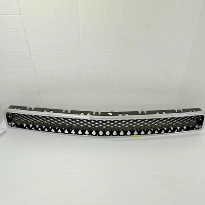 Chevrolet Suburban Tahoe 2007-2014 parrilla inferior delantera usada 15835084 OEM Foto 1 de 4