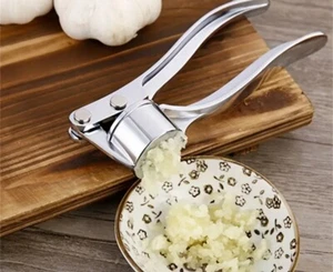 Stainless Steel Ginger Garlic Press Crusher Mincer Chopper Squeezer Kitchen Tool - Picture 1 of 2