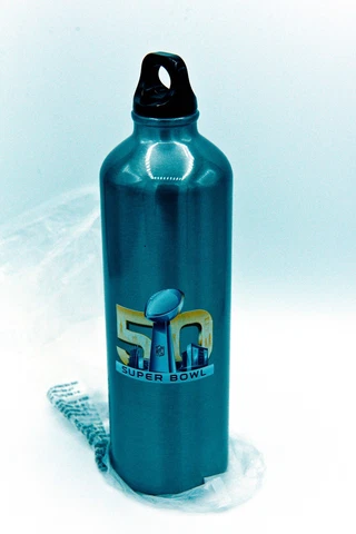 NFL 2016 DENVER BRONCOS Super Bowl L (50) Water Bottle Cover