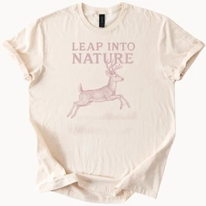T-Shirt Springender Hirsch Natur Grafik Shirt Wildtiere Tierliebhaber Geschenk - Bild 1 von 6