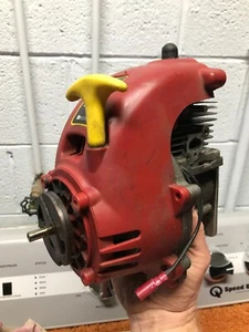 UT-20811 UT20811A Homelite  String Trimmer ENGINE BLOCK CRANKCASE HEAD PISTON - Picture 1 of 9