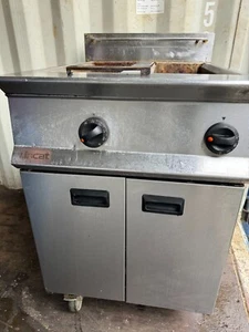 Lincat Commercial Twin Tank Twin Basket Freestanding Gas Fryer Refurbished - Picture 1 of 3