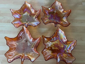 Glass Dishes Maple Leaf Coloured Set of 4 Salad Dessert Plate Autumn 17.5 cm VGC - Picture 1 of 2