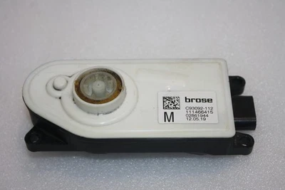 GENUINE BMW 5 SERIES G30 FRONT GRILL ACTUATOR MOTOR C93092-112 - Image 1 of 3