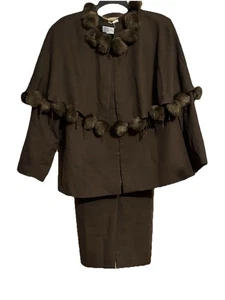 3 teiliger Anzug mit Cape und schönen Quasten Größe 22w - Bild 1 von 7