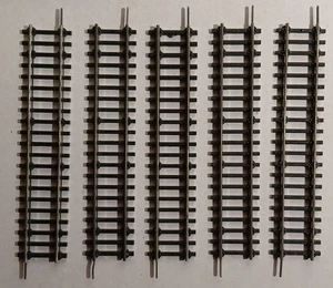 10 167 BTTB TT 6130 Standartgleis (5 Stück) „Hohlprofilgleis Ausgleichsstück 105 - Picture 1 of 2