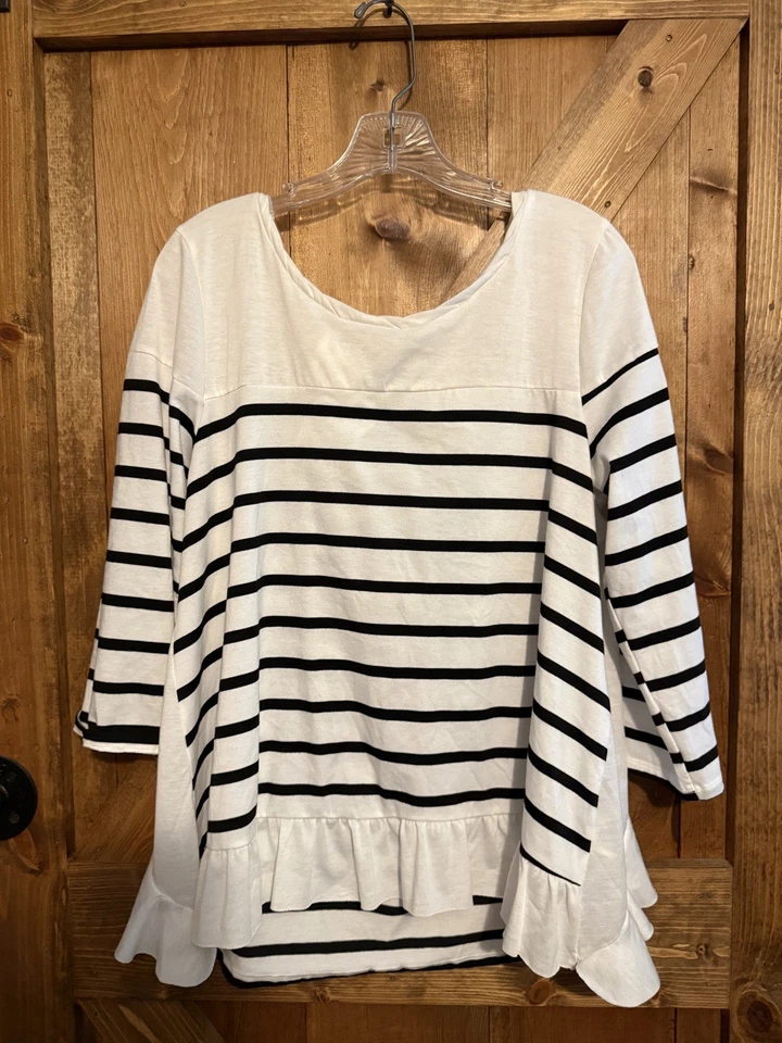 Umgee Black & White Stripe 3/4 Sleeve Ruffle Hem Tie Back Top Medium - Image 1 of 3