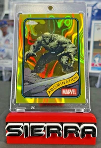 2025 Topps cromo Marvel ABOMINACIÓN REFRACTOR LAVA AMARILLO #132 - Imagen 1 de 7