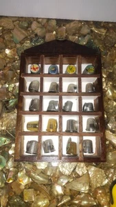 Vintage Thimble/Knick Knack Display Wall Shelf - Picture 1 of 8
