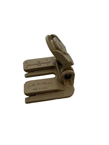Genuine Surefire Z71 Molle Clip for Helmet Lights fits HL Torch Magnetic NEW - Picture 1 of 9