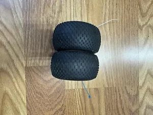 Team Associated LKW Hinterreifen, Felgen, #9 - Bild 1 von 3