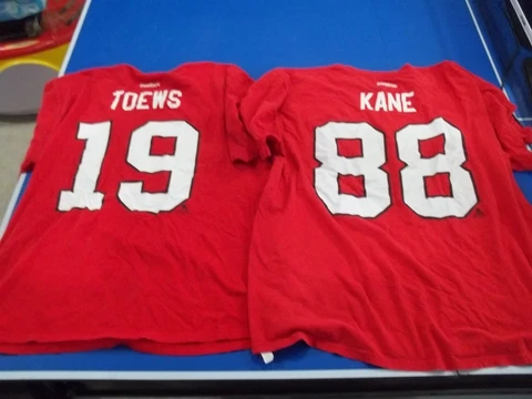 Lot of 2 Reebok Chicago Blackhawks #19 Toews #88 Kane T-Shirt RED 2XL XXL Cover