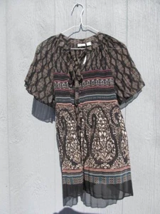 Cato pleated Career  Women's sheer top size Medium Retails $18 - Picture 1 of 4