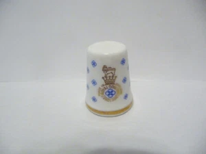 THIMBLE VINTAGE BC ROYAL DOULTON HALLMARKED WORLD'S GREATEST PORCELAIN HOUSES - Picture 1 of 5