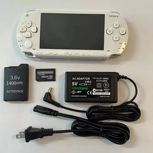 Consola Sony PSP 1000/2000 32GB con Cargador Envío Rápido - Imagen 1 de 7