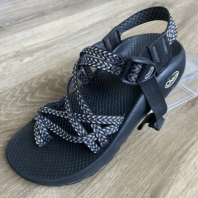 Босоножки классические женские Chaco ZX/2 с двойными регулируемыми ремешками размер 7 широкие черные белые - Изображение 1 из 4