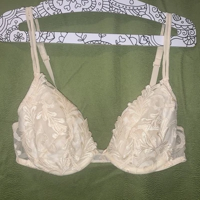 La Perla Set Ivory Lace  Lined Bra Size 3 USA 36C Panties Size 8 Made In Italy - Image 1 of 4