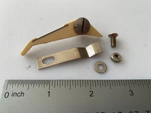 Vintage Nelco Amica Nähmaschinenteil (2500) - Spulenteile - Bild 1 von 2